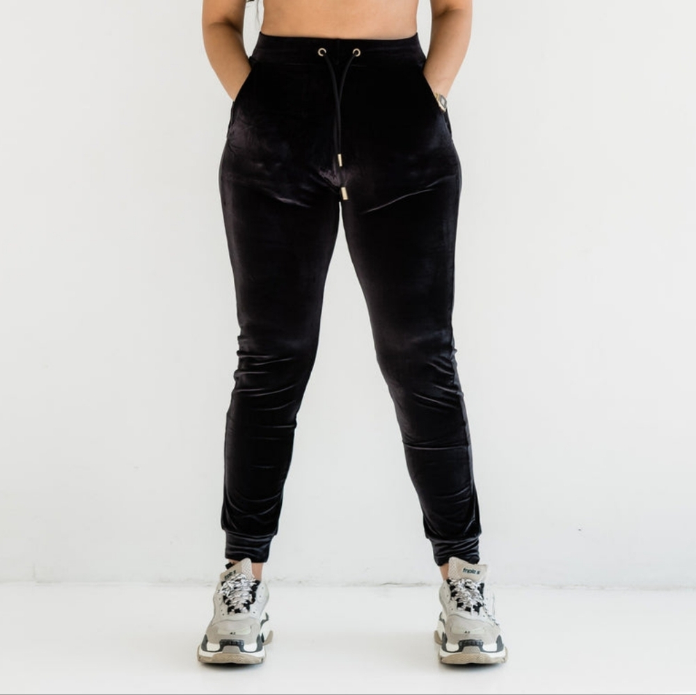 Levavi Velour Black Crushed Velvet Joggers Size Medium